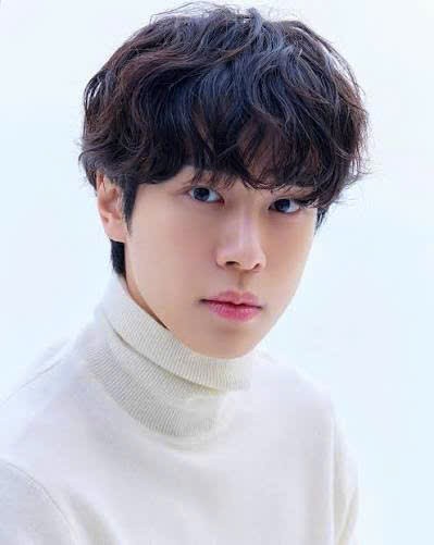 Ji Chang-wook và cuộc ‘tái sinh’ phim hài lãng mạn