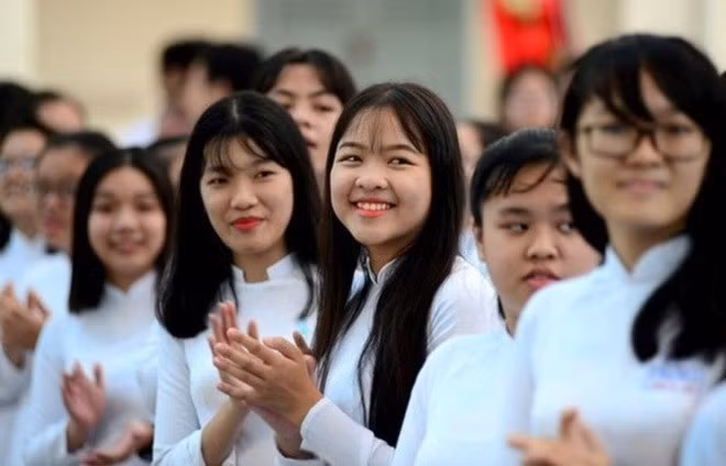 Giảm áp lực thi cử để xây nền giáo dục thực chất