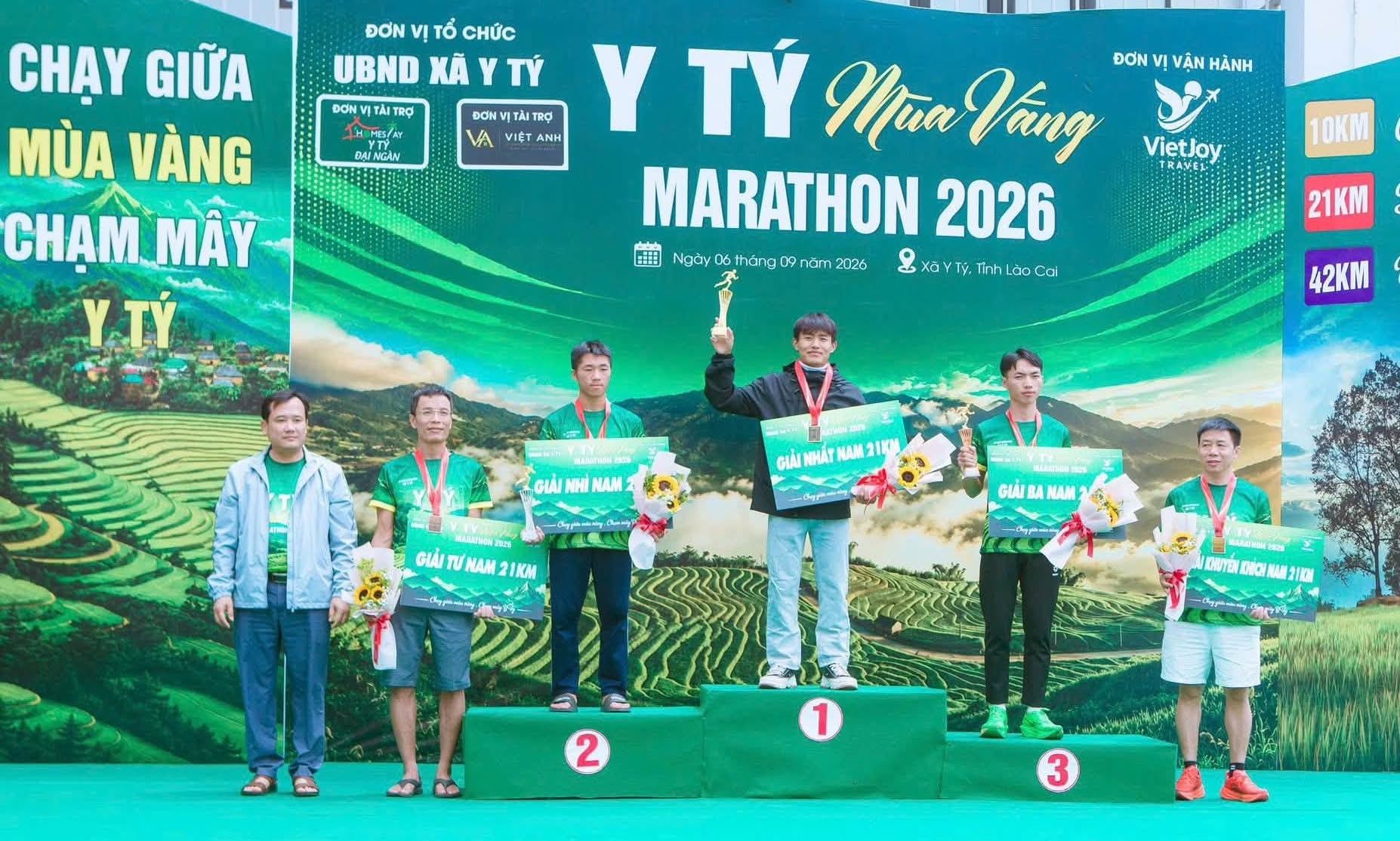 Y Tý Golden Season Marathon: mùa vàng trên đôi chân chạy bộ