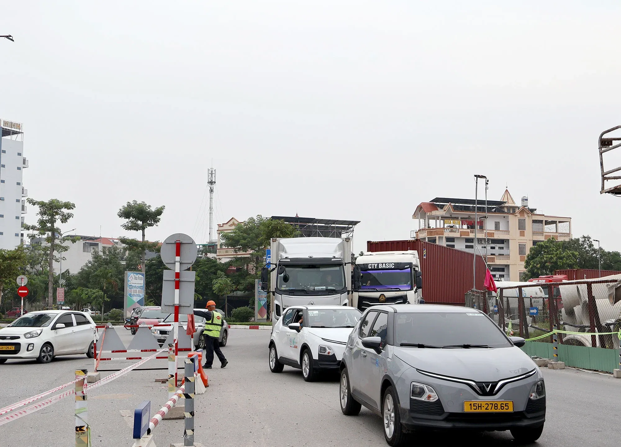 Hải Phòng phía đông: Mở rộng hạ tầng có đủ gỡ áp lực giao thông?