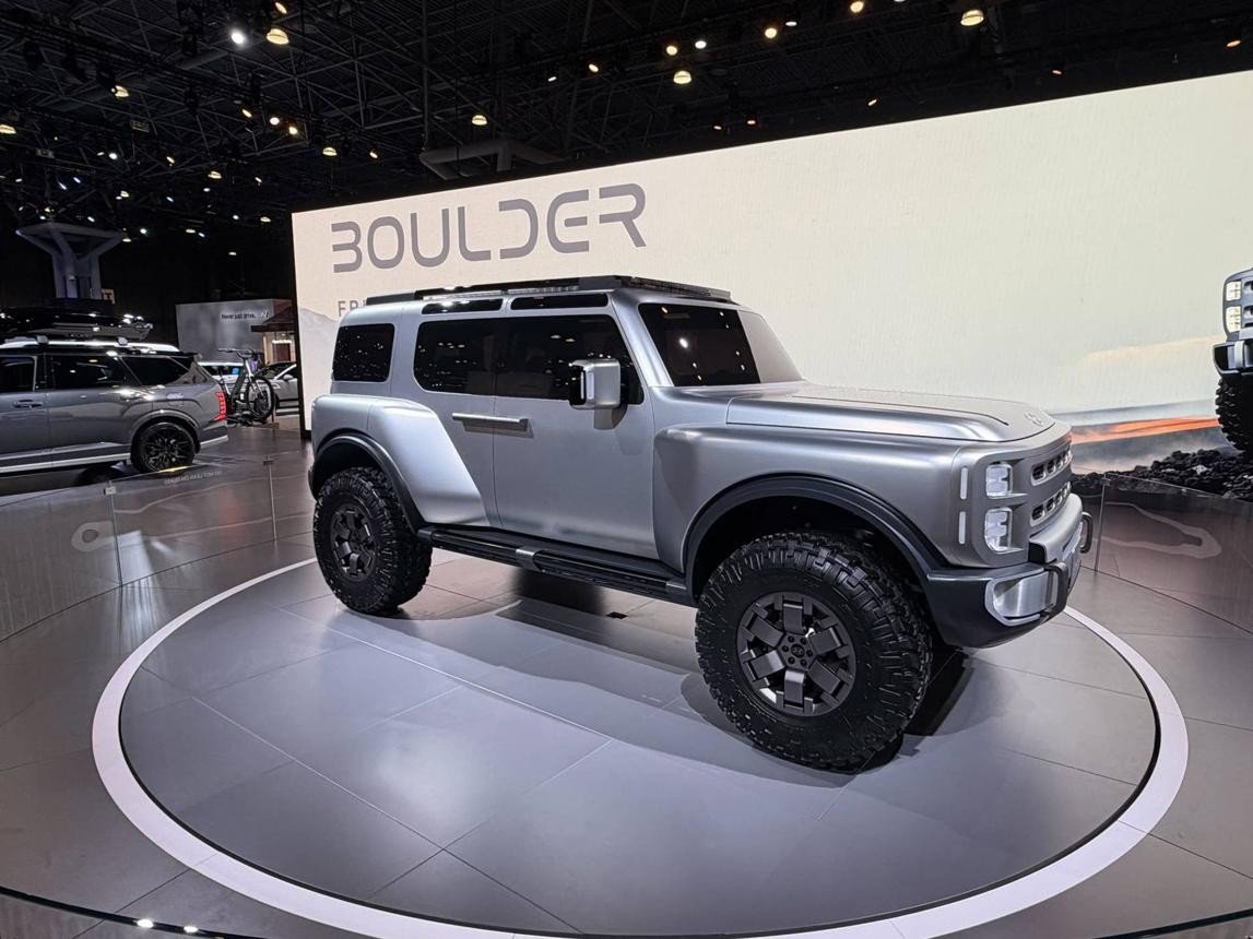 Hyundai Boulder lộ diện: SUV khung gầm rời thách thức Land Cruiser
