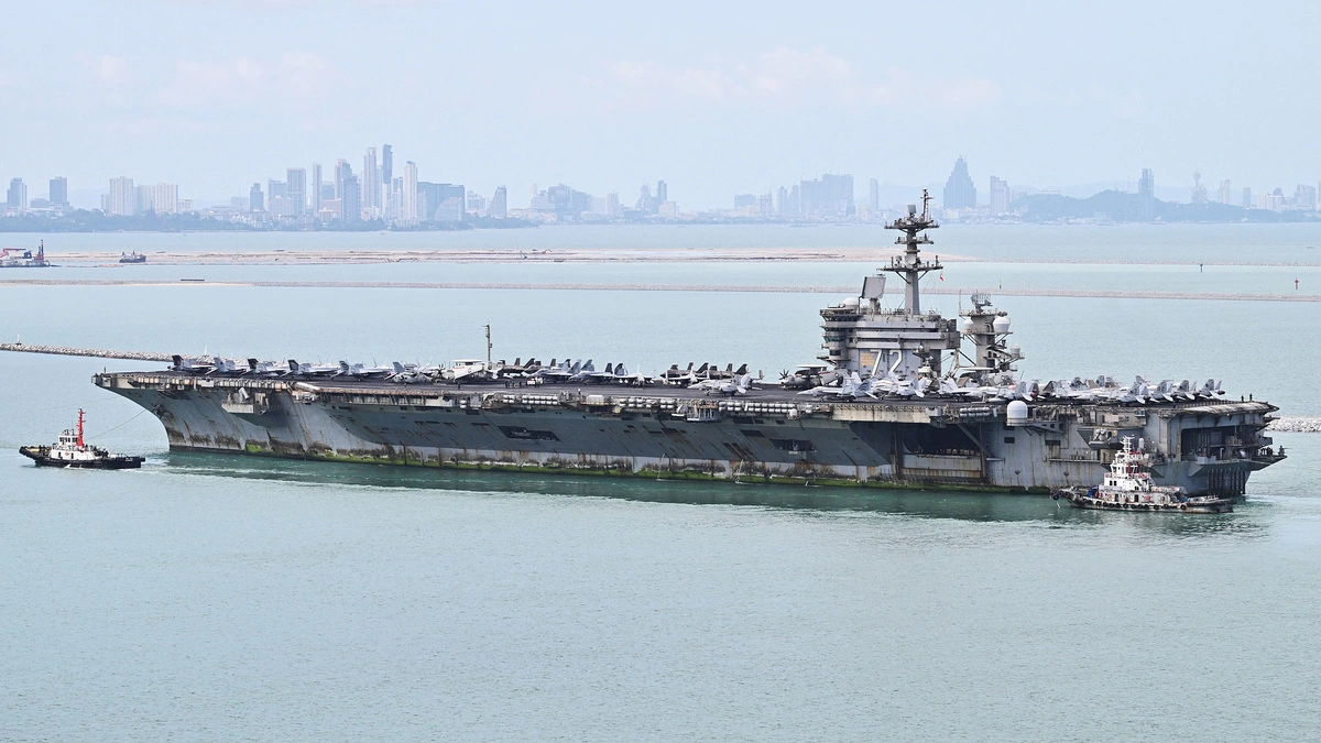 Tàu sân bay USS Abraham Lincoln hoen rỉ: dấu hiệu báo động cho hải quân Mỹ