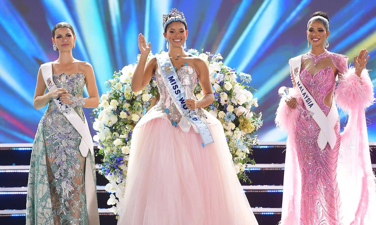 Những chiếc đầm dạ hội tỏa sáng tại chung kết Miss World
