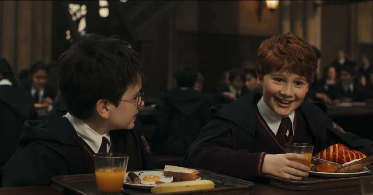 Harry Potter TV series teaser: Khi từng lát bánh mì cũng đủ chia đôi cộng đồng fan