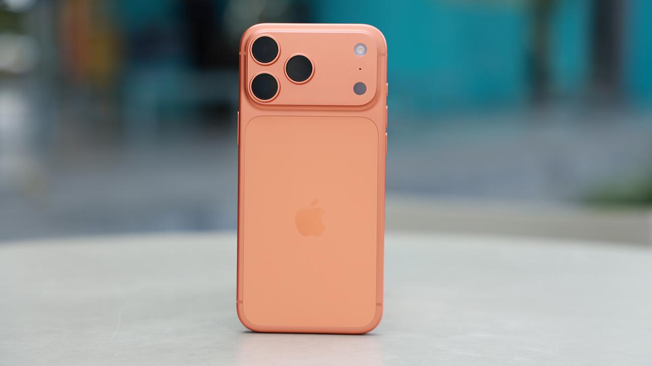 iPhone 17 Pro bị khai tử sau một năm: tín hiệu chiến lược mới của Apple