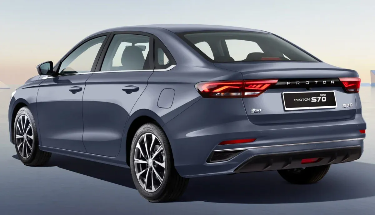 Proton S70 Lite vs Prime: Sedan NA CVT Bawah RM60k