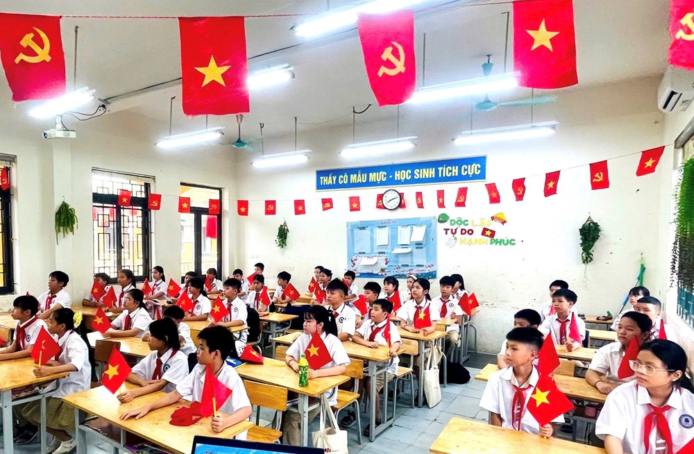 Hà Nội giảm sĩ số lớp học và mở rộng cơ sở vật chất