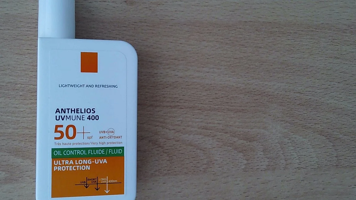 Kem chống nắng Anthelios UVMune 400 bị thu hồi: Người dùng Việt cần làm gì ngay
