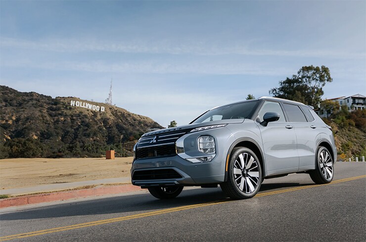 Mitsubishi Outlander mới: mild hybrid 48V thách thức Honda CR-V