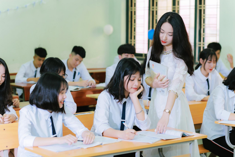 Sau sáp nhập trường học: định mức tiết dạy và quyền lợi giáo viên