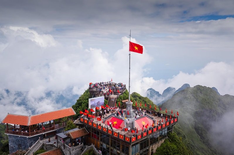Du lịch Tây Bắc bùng nổ dịp Quốc khánh: từ Sa Pa mùa lúa chín tới A Pa Chải ba nước
