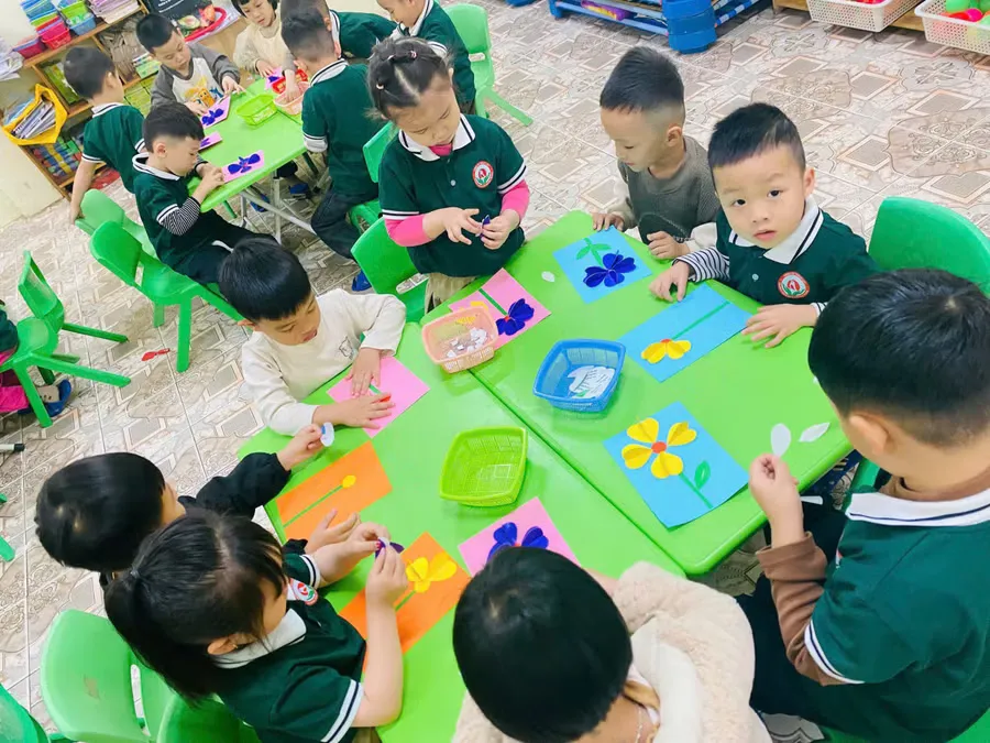 Chương trình mầm non mới: Phụ huynh cần chuẩn bị gì cho con?
