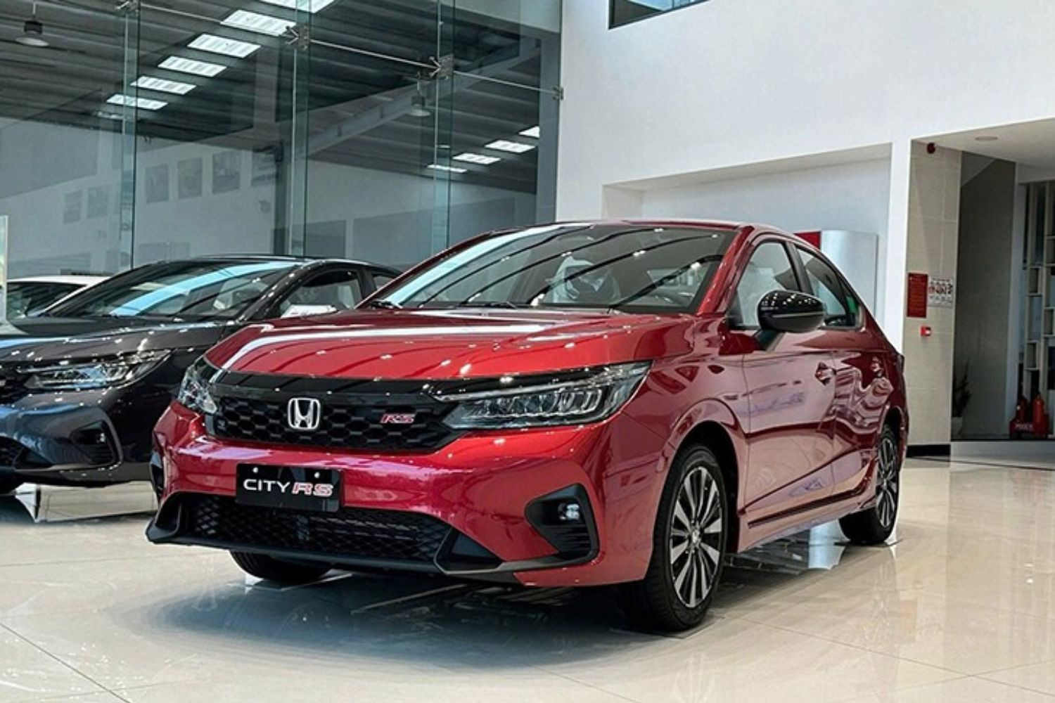 Honda City giảm giá sâu tháng 9: Có còn đáng mua?