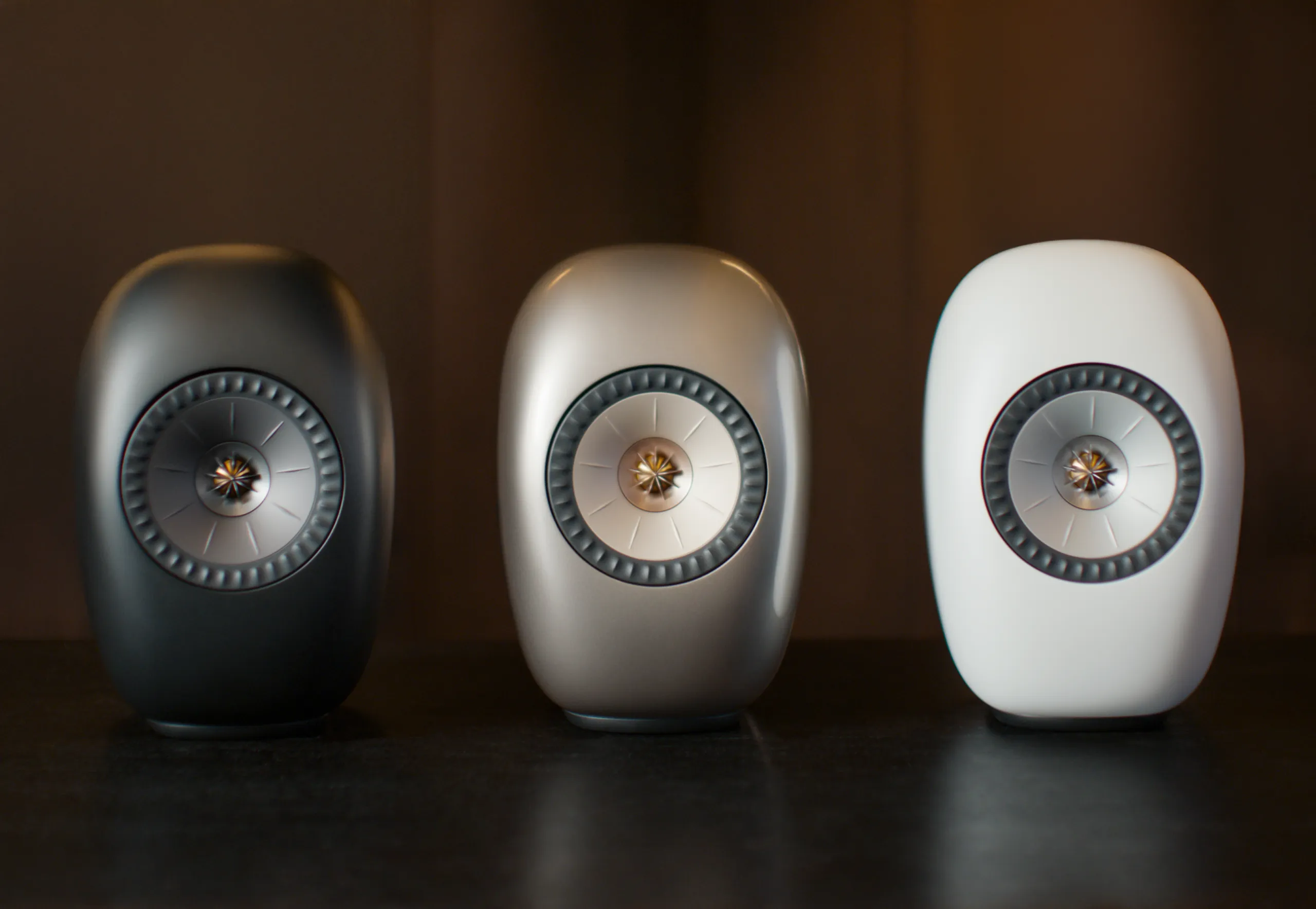 Klipsch La Scala AL6 vs KEF LS Luxe: di sản kèn Mỹ và nghệ thuật loa không dây