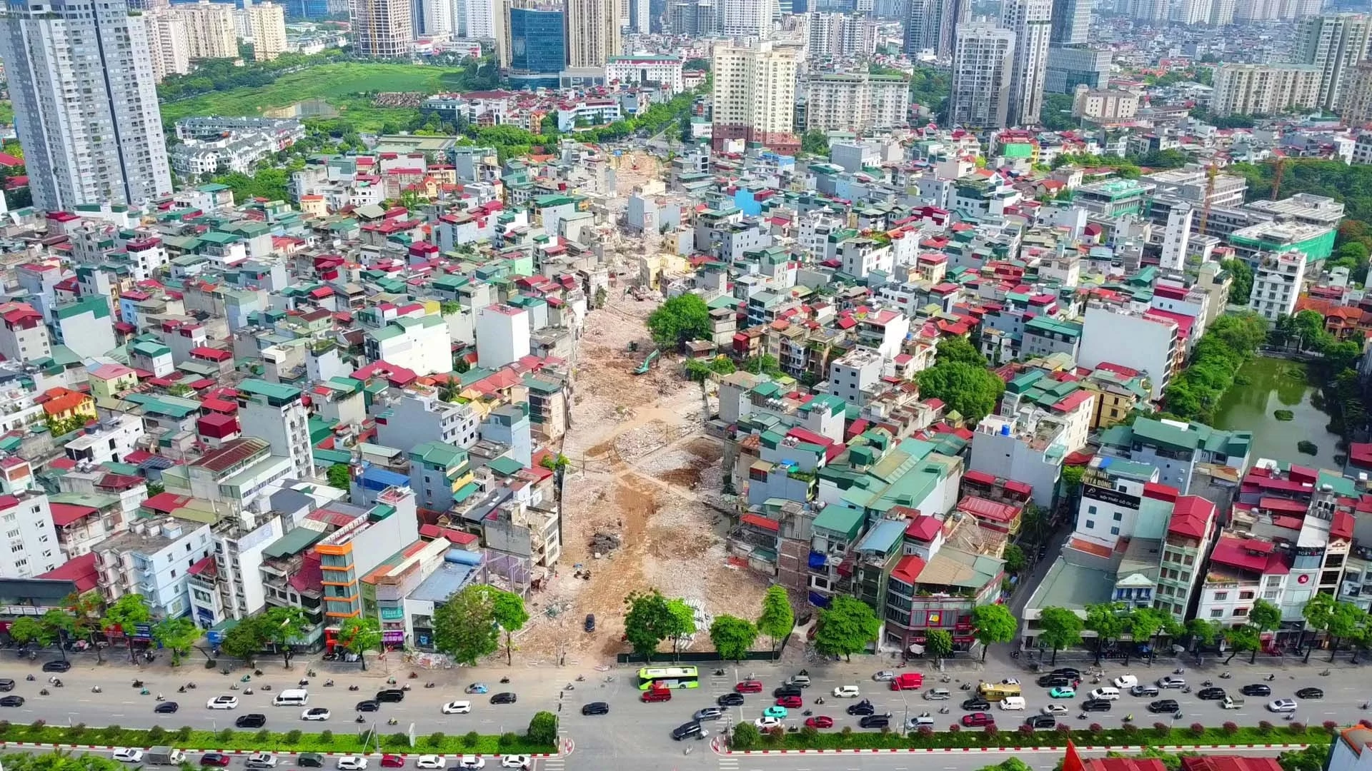 Hà Nội nhắm tăng trưởng GRDP 11%: Đầu tư công và hạ tầng là chìa khóa