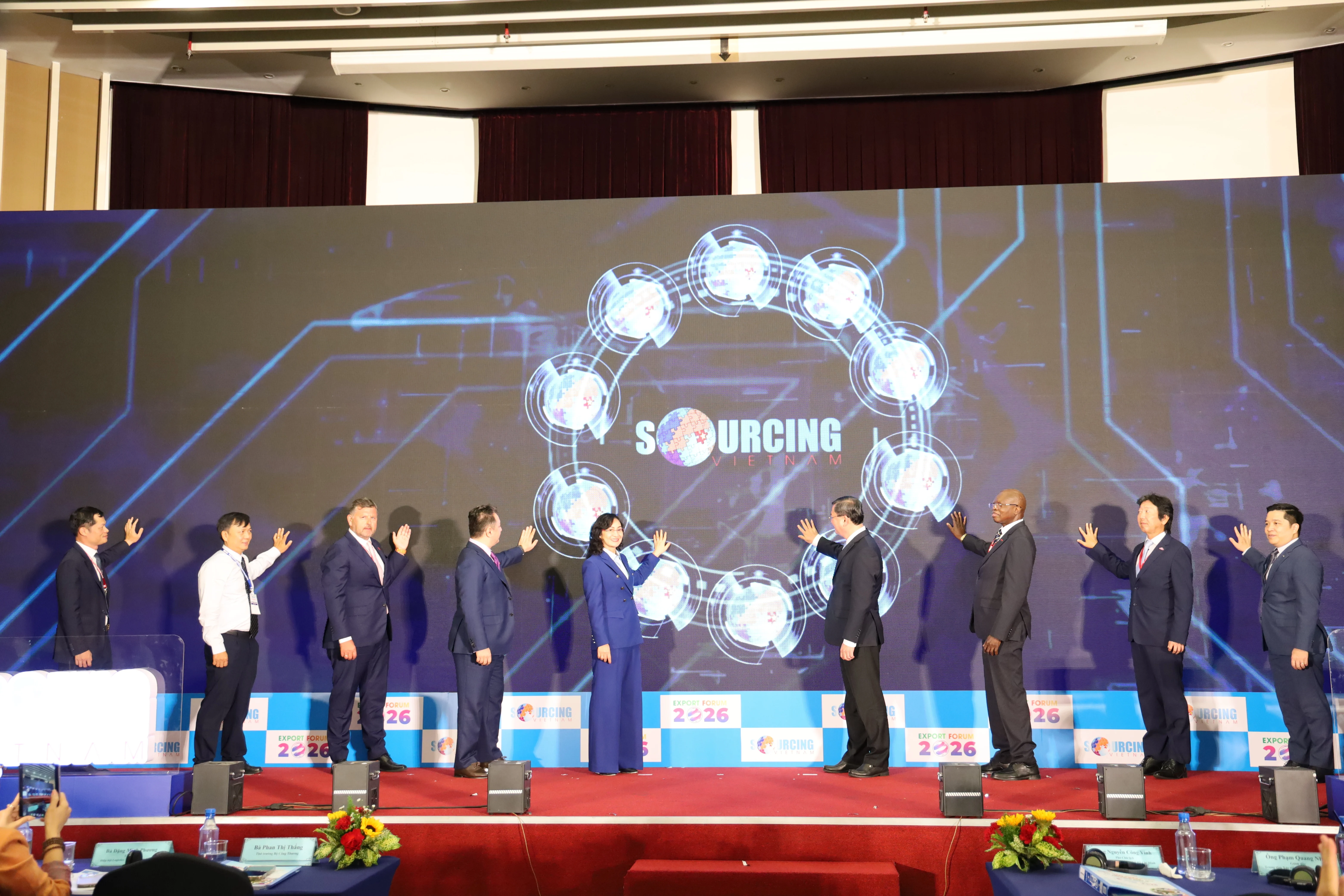 Việt Nam tăng tốc xuất khẩu qua sáng kiến thương mại mới