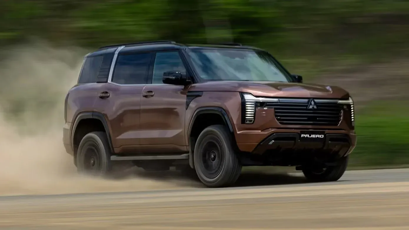 Mitsubishi Pajero mới chốt giá cao, đổi cuộc chơi SUV địa hình