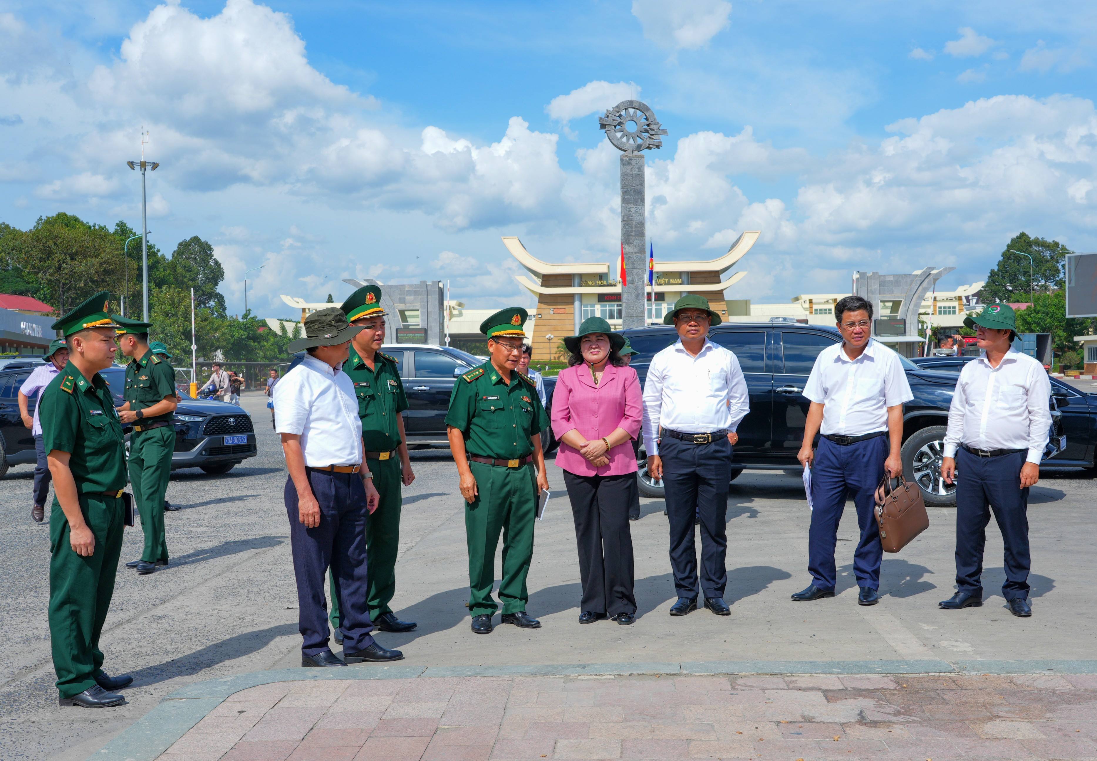 Cửa khẩu Mộc Bài số hóa: bước ngoặt cho cửa ngõ logistics phía Nam