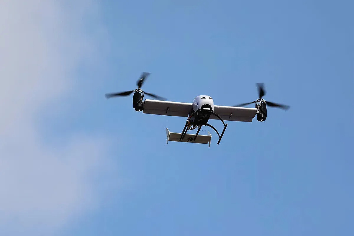 FPT UAV muốn biến drone thành robot thông minh tầm thấp