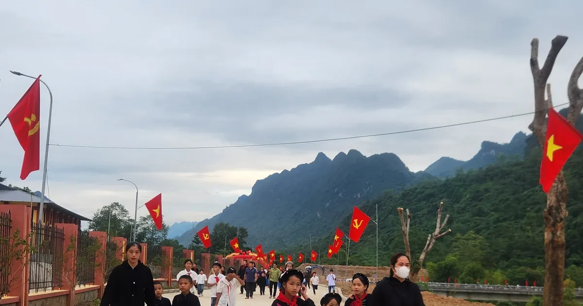 Bình dân học vụ số: Từ lớp học vùng khó đến cộng đồng công nghệ