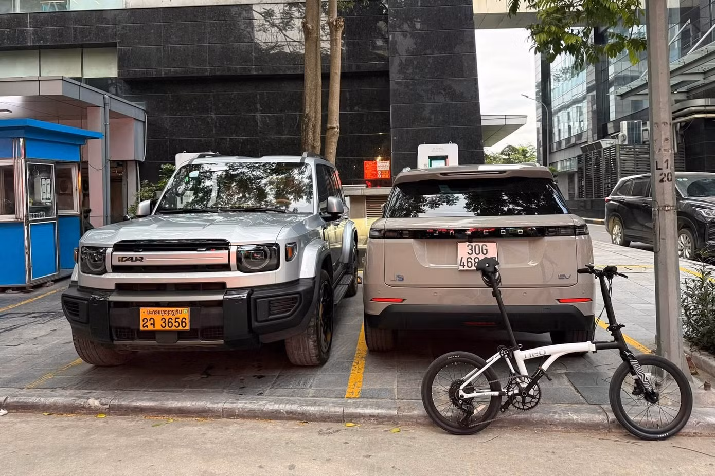 iCaur V27 EREV: SUV địa hình Trung Quốc thách thức Toyota Prado?