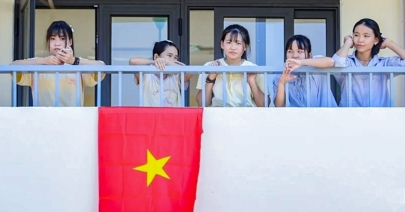 Từ lớp ghép tựa lưng vào nhau đến trường nội trú khang trang