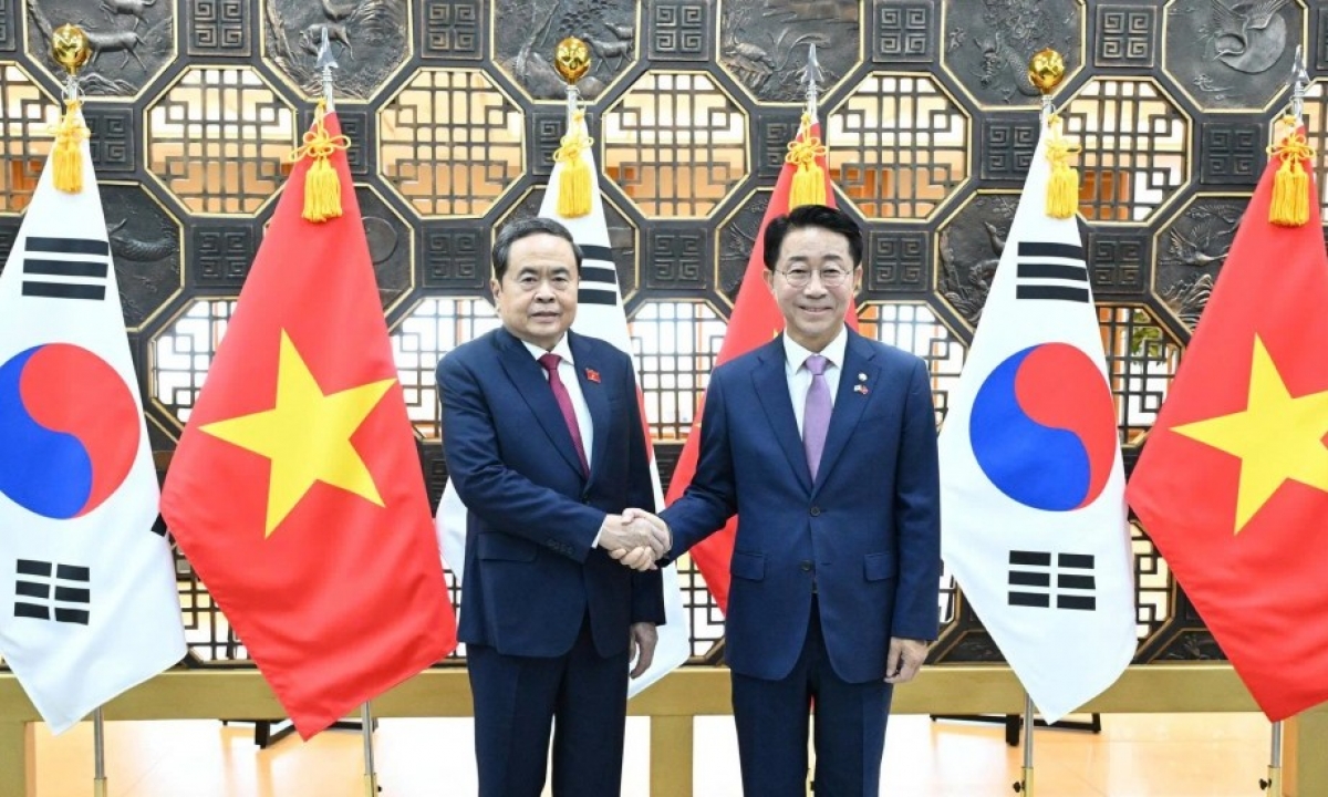 Hàn Quốc nới lỏng thị thực cho người Việt: Cơ hội hay phép thử?