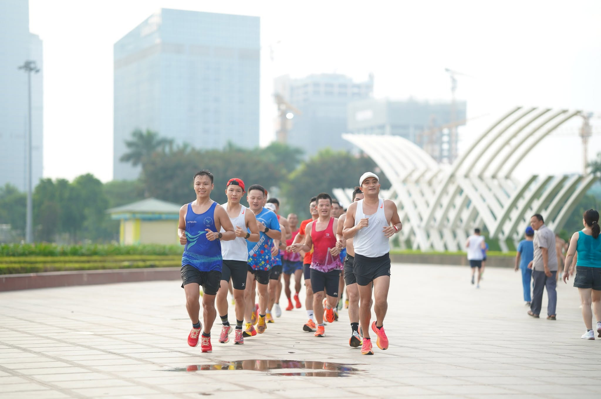 Bốn giải chạy cộng đồng: từ doanh nghiệp đến thiện nguyện