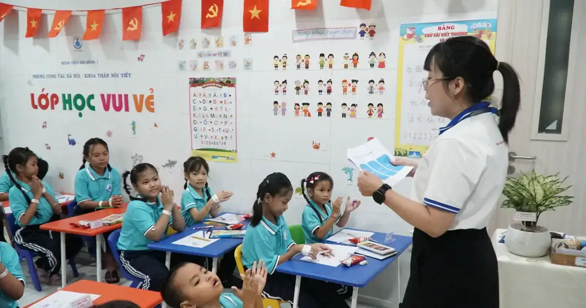 Lớp học trong bệnh viện: gieo chữ giữa hành trình trị bệnh