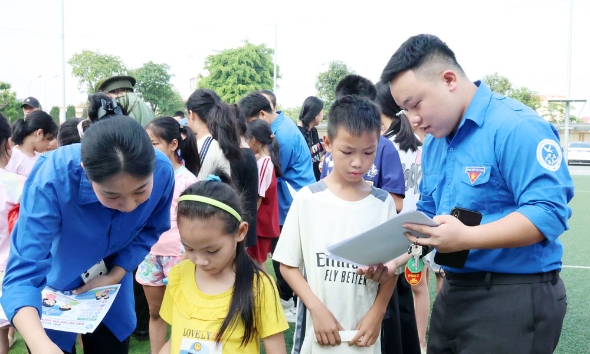 Video ngắn AI: Khi công nghệ đẩy trẻ em nghiện màn hình