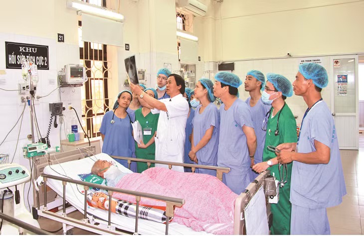 Những nhà khoa học y học Việt Nam và sứ mệnh cứu người