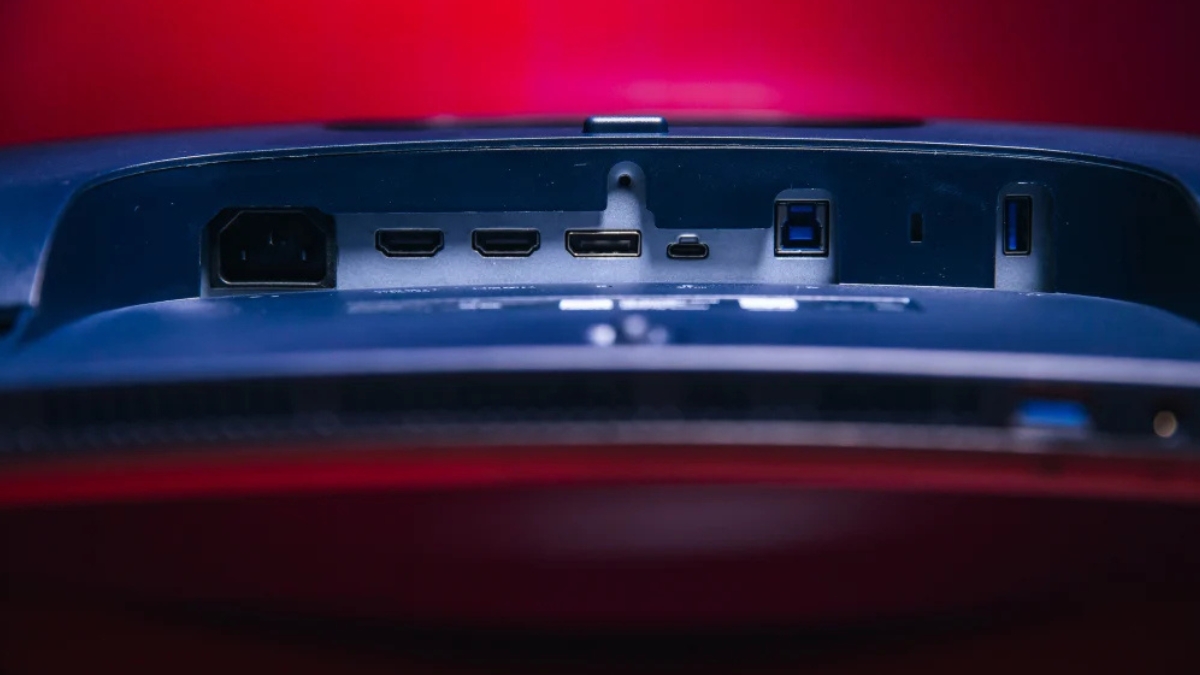 Philips Evnia 34M2C5601QA vs Alienware AW3926QW 5K: chọn màn hình ultrawide nào cho game thủ?