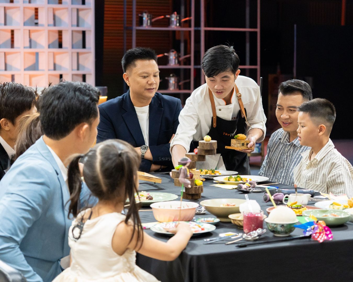 Từ nguyên liệu trẻ ghét đến món ăn khiến trẻ tò mò