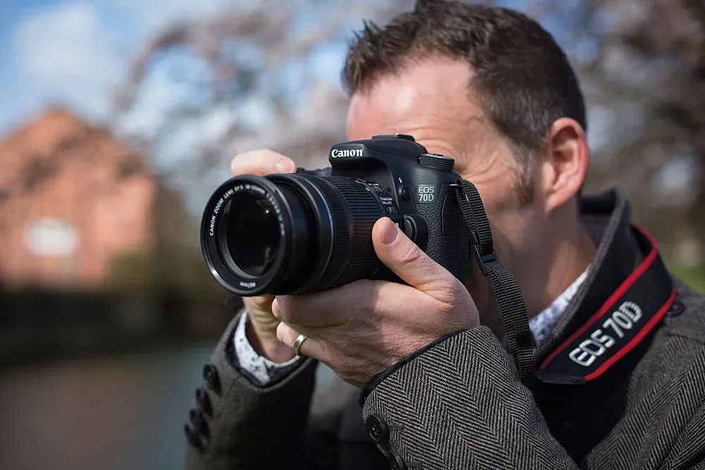 Canon vẫn đẻ đều DSLR: định dạng này chưa chết