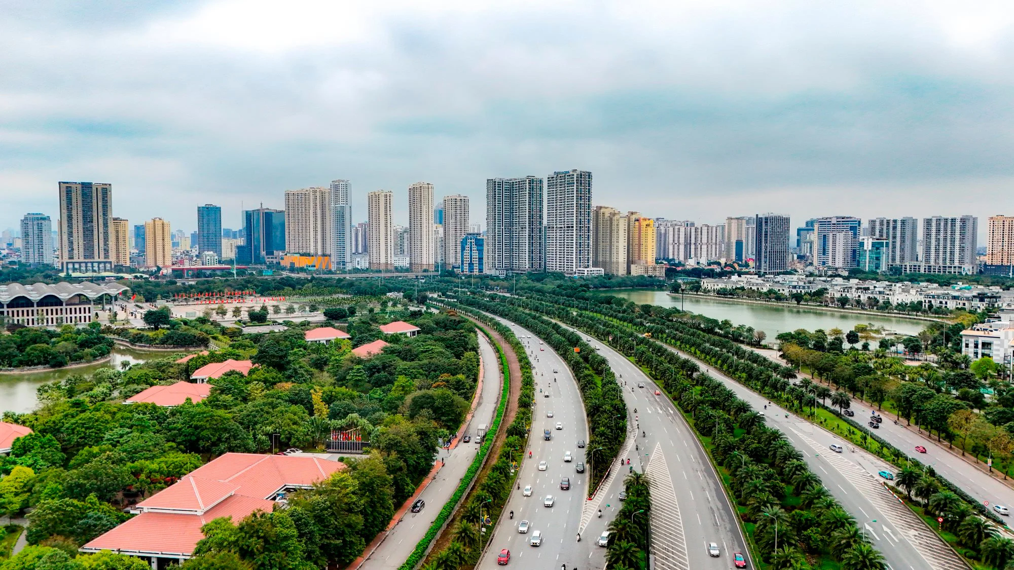 Đại lộ Thăng Long: Nam châm mới của bất động sản Hà Nội