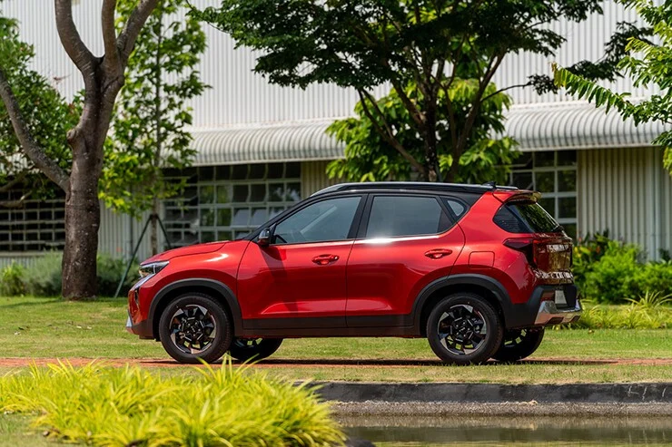 KIA Sonet 1.5 Premium: chọn bản nào đáng tiền nhất?