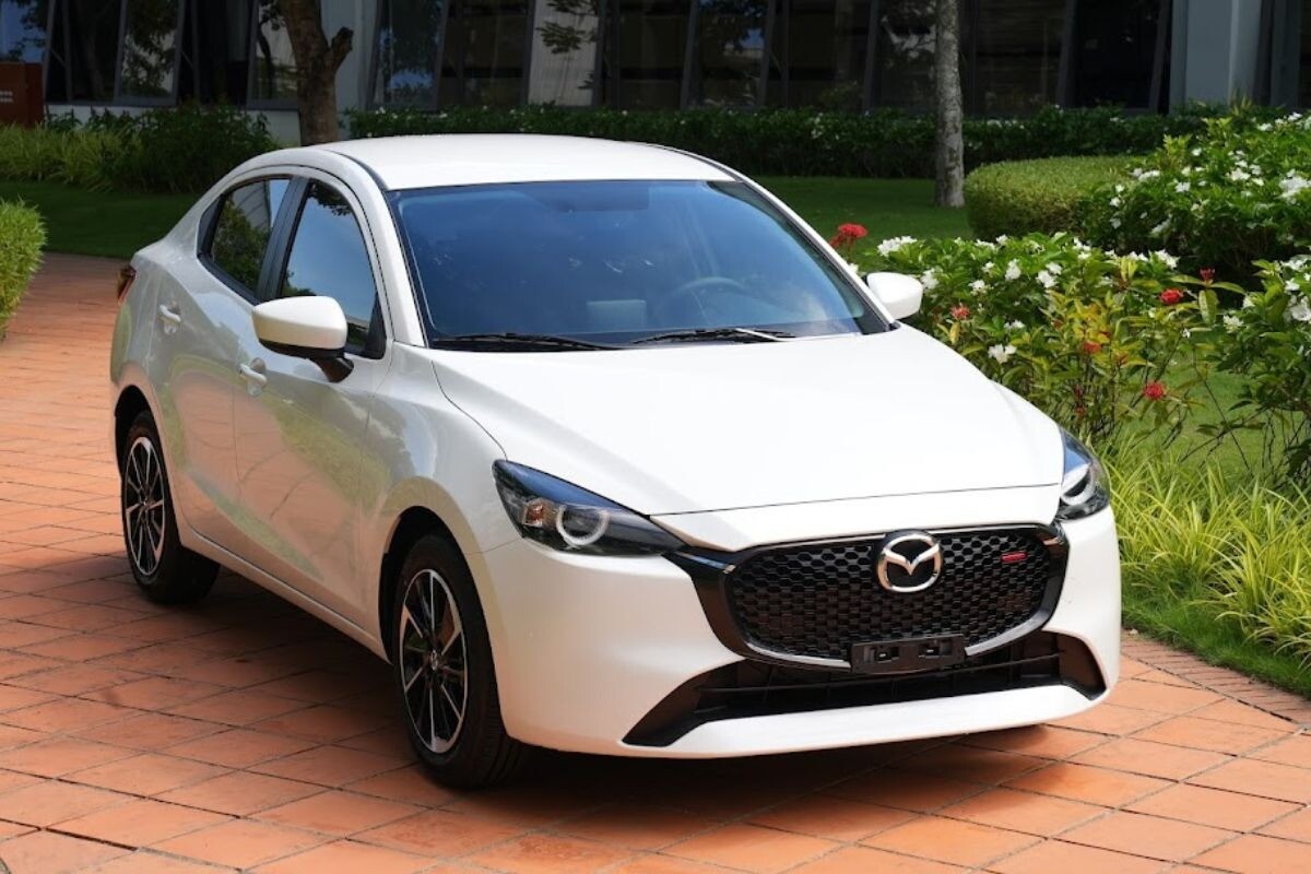 Xe sedan cũ nào vẫn đáng mua: từ Vios đến Mercedes CLA45 AMG