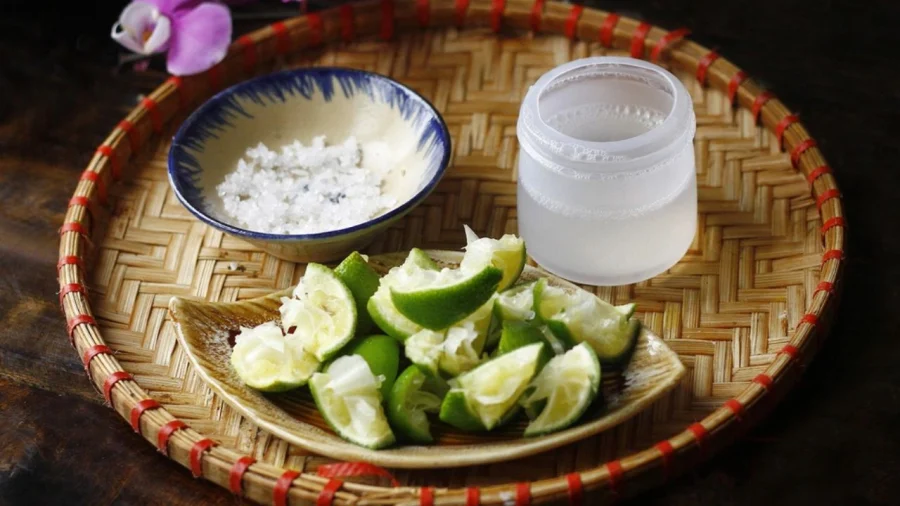Vỏ chanh chứa dưỡng chất quý hiếm: đừng vắt xong là bỏ