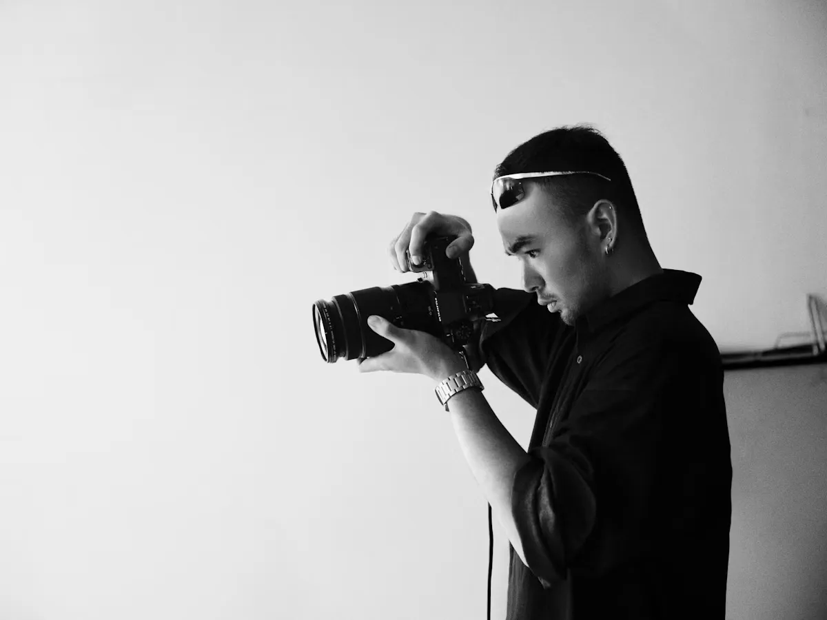 Giữ lại vẻ đẹp con người qua ống kính medium format
