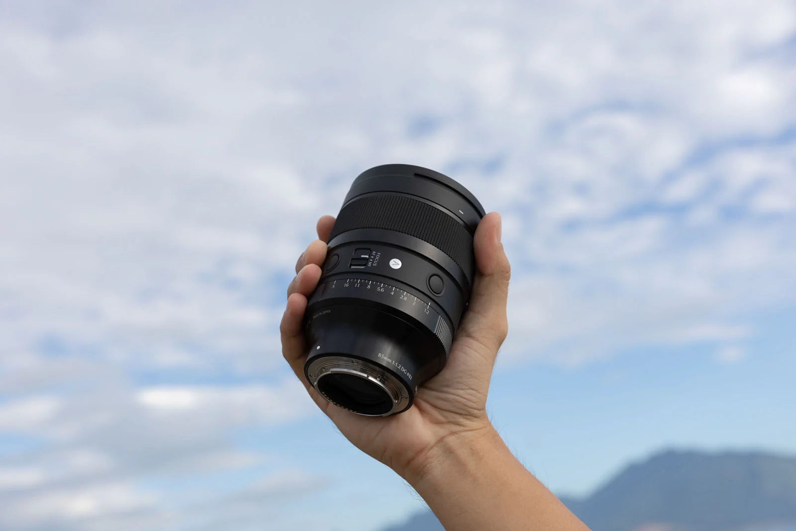 Sigma 85mm f/1.2 DG Art: Ống kính portrait siêu sáng cho nhiếp ảnh gia chuyên nghiệp