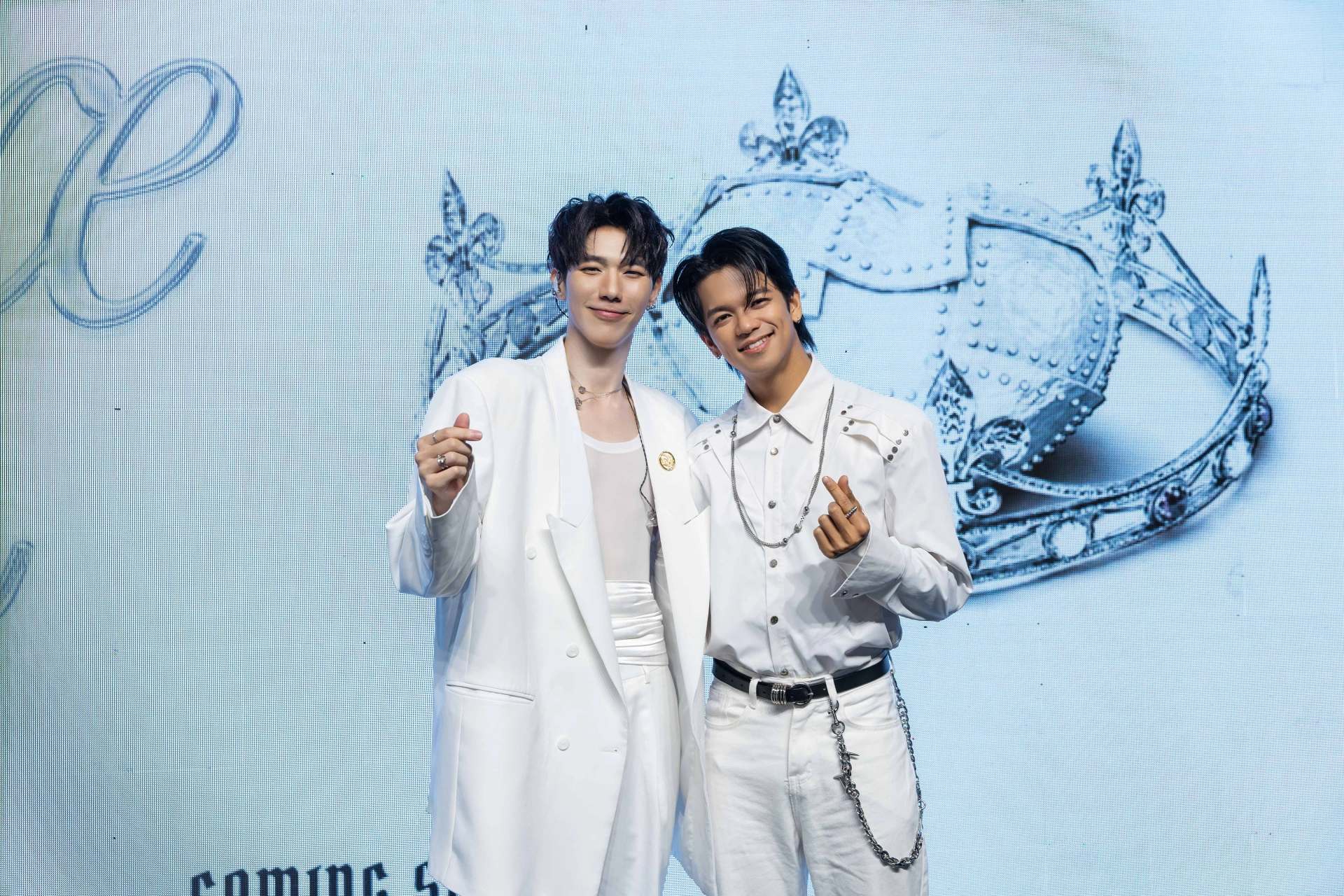 Album debut ‘Prince On’: Khi LOHAN rời gameshow để thành ca sĩ thực thụ