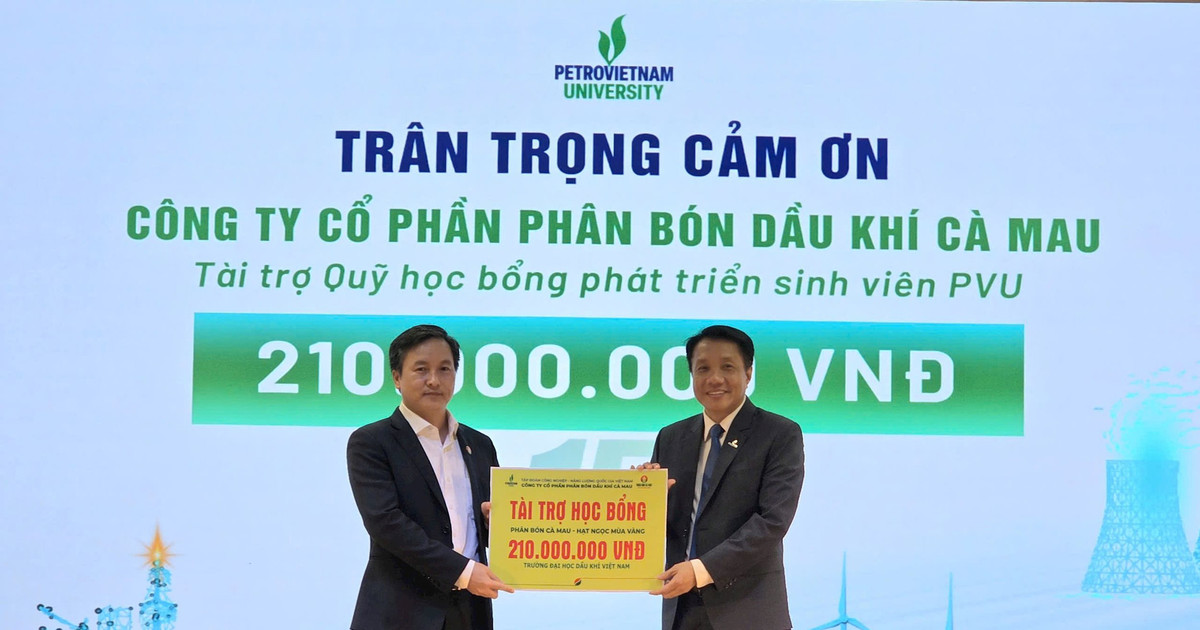 Doanh nghiệp rót hàng chục tỷ đồng học bổng cho học sinh khó khăn