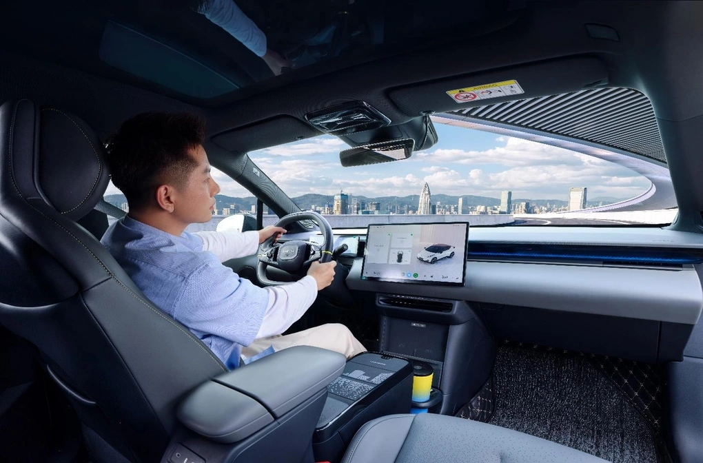Lynk & Co 02 ra mắt: xe SUV điện mới cho thế hệ đô thị cá tính