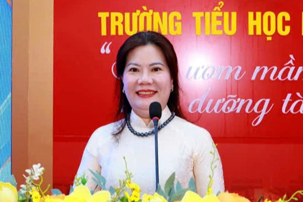 Siêu trường 10.500 học sinh: Quản lý lớn để không mất cái nhỏ