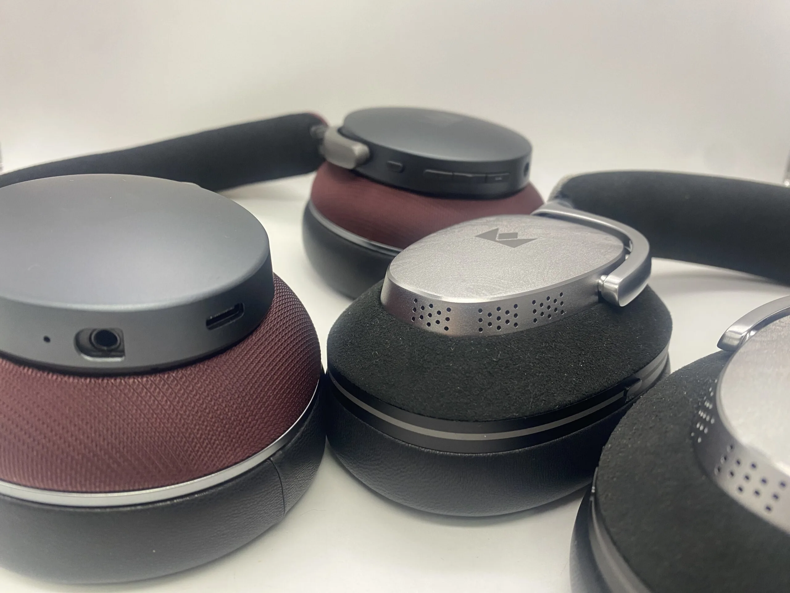 Noble Audio FoKus Artemis vs Violetta vs Lyrebird: chọn tai nghe in-ear cao cấp nào?