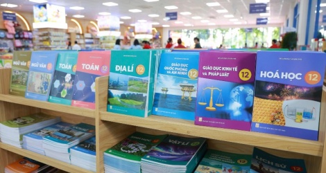 Nỗ lực hậu trường để sách giáo khoa đến tay học sinh đúng hạn
