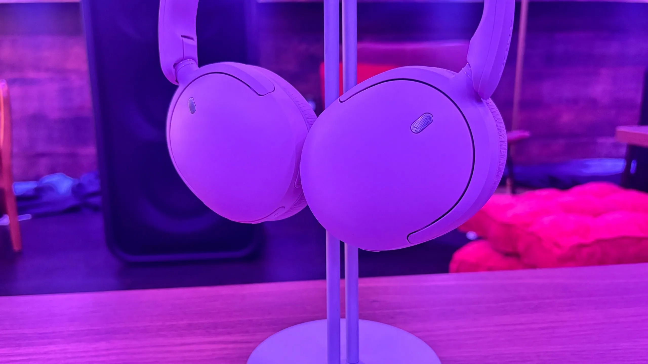 Sony WH-1000XM4C, WH-CH730N hay WH-CH530: nên mua tai nghe nào?
