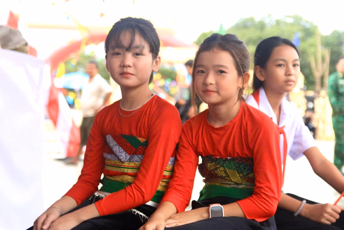 Trường nội trú vùng biên: từ quãng đường 20km đến lớp học ngay bên bản làng