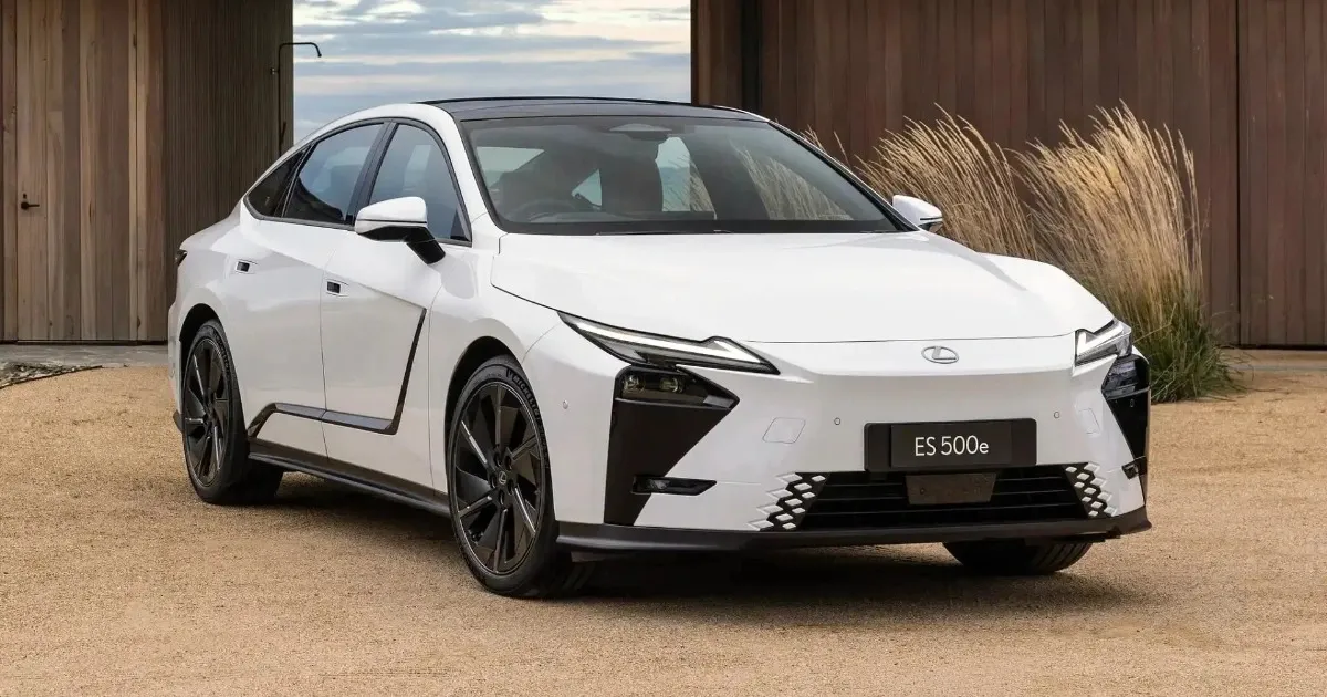 Lexus ES mới ra mắt Việt Nam: Bước ngoặt điện hóa với bản ES 500e