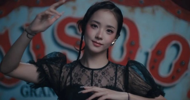 Jisoo trở lại solo với ‘Click’: cú mở màn áp đảo cho album phòng thu đầu tay